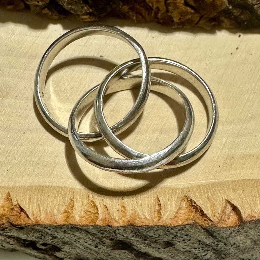 Sterling Silver Interlocking 3 Bands Ring ~ Size … - image 3